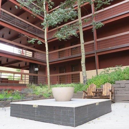 The Wood Creek Lodge By Crested Butte Lodging Exterior photo