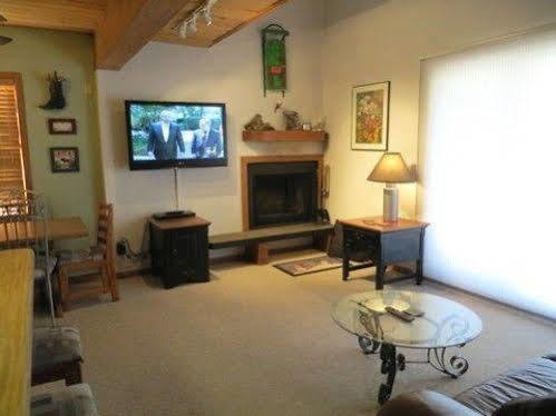 The Wood Creek Lodge By Crested Butte Lodging Exterior photo